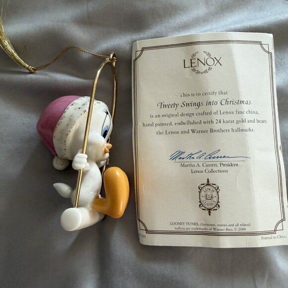 Lenox Tweety Swings Into Christmas Ornament - Picture 5 of 5